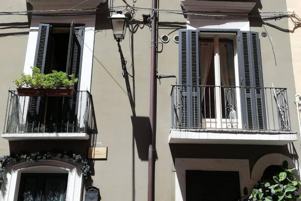 Intendenza 32 Suite Historical Centre 바리 외부 사진